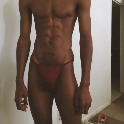 freakyrican:  dachocolatefactory:  freak-show21:  cocolovr:  ignorethewhites:  Tinted   Oh fuck yeah!!!  Damn Zaddieee 😋      (via TumbleOn)  😍My future husband!!😋