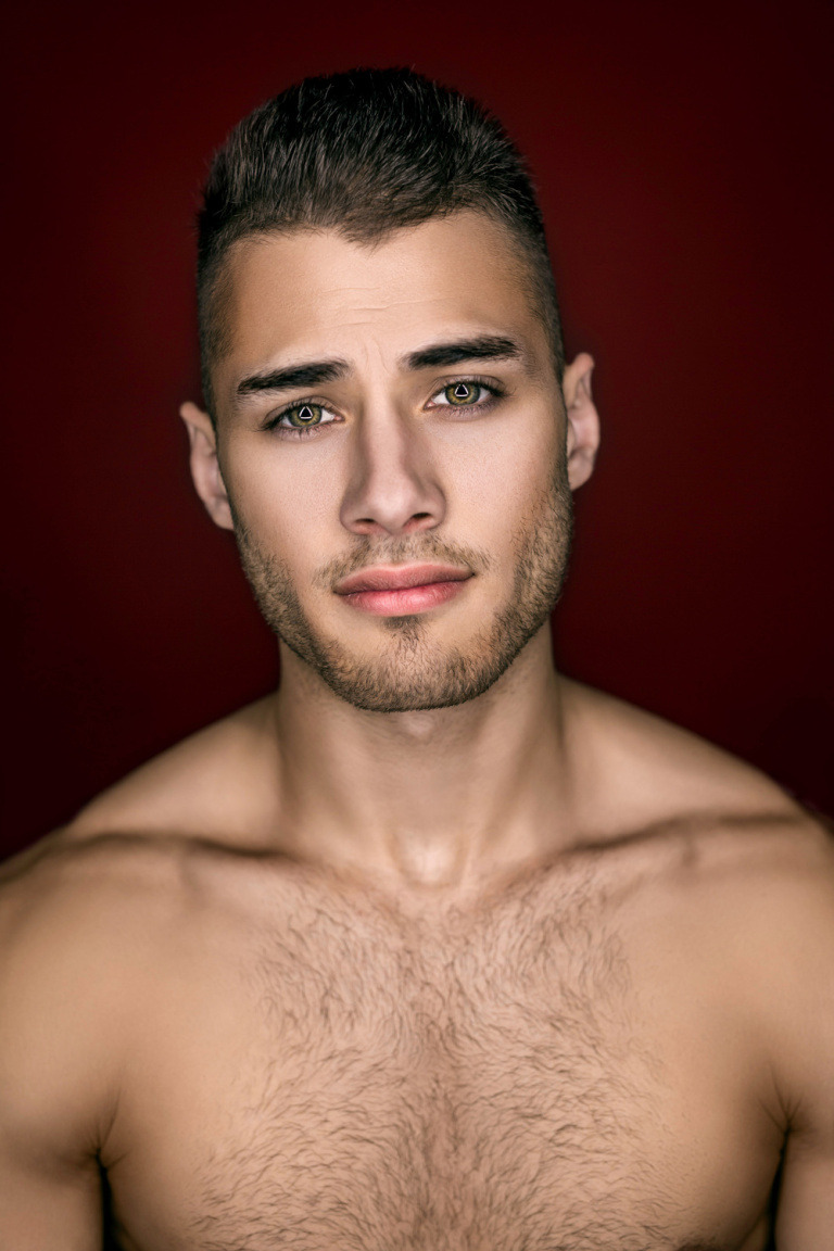 dealed:the best dealed guysdealed.tumblr.comSo Damn Hot &amp; Sexy