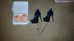 My new toys just came in . This slutty sissy is sooo happy #me