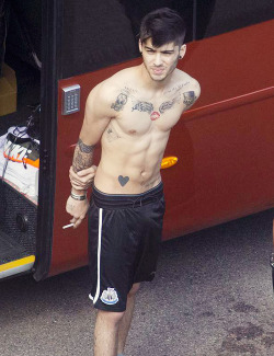 hotfamous-men:  Zayn Malik (One Direction)