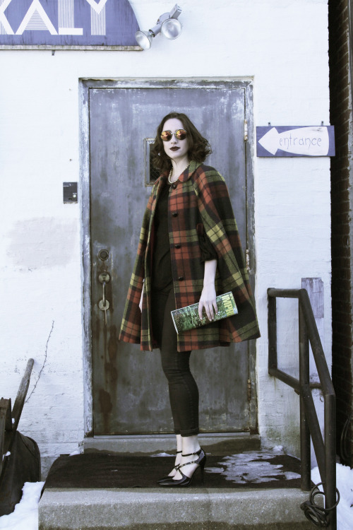 Uptown FunkWool plaid 1960’s Cape - VintageJeans by ZaraPumps by Steve Madden Sunglass NYC str