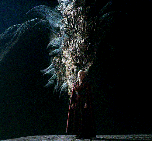 THE DRAGON QUEEN House Of The Dragon | 2.07 - "The Red Sowing"