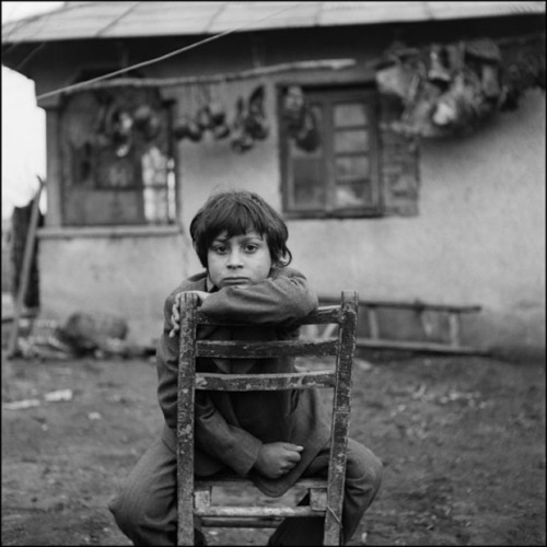 jackgarland:  photos by JEREMY SUTTON-HIBBERT, 1990  In mid-August, French president Nicolas Sarkozy and his government began deporting local Roma residents, or Gypsies as they are known, to Romania and Bulgaria and demolishing their camps in response