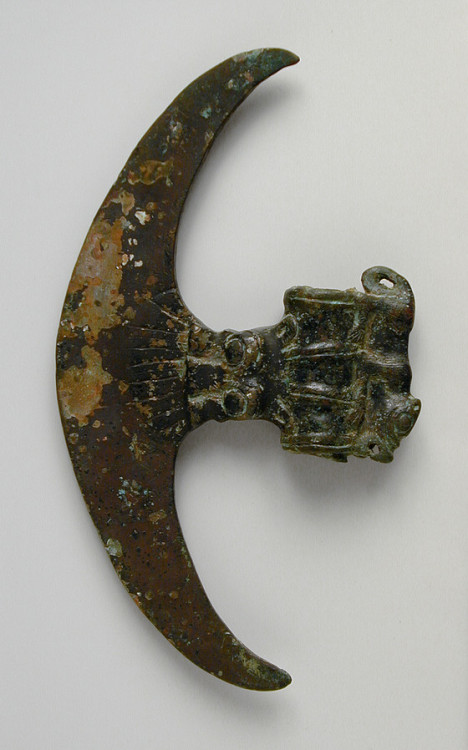 Chinese axe made from Luristan (Persian) bronze, Han Dynasty (206 BC - 220 AD)from the LA County Mus