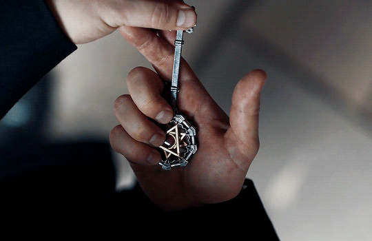 d6369c3e9b1a2639ae0e8a1b38f7b772004935de.gif