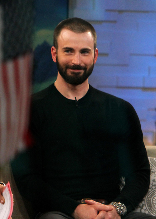 chrisevanslive: CHRIS EVANS on GMA, 2012. not him bringing out da rollie for gma im screaming&hellip