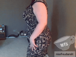 missfreudianslit:  New dress!  love it