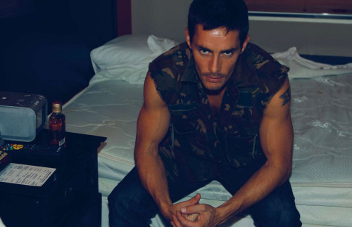 perfectshampoo:  Ben Bonnet photo by Joe Lally