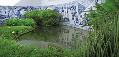 Roberto Burle MarxAzulejo Tile Wall and Plantings, 1951