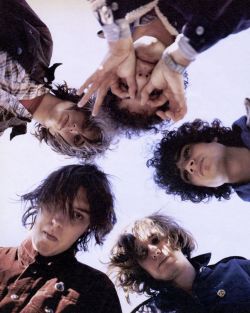 uissssko:  The Strokes in Interview,2002.