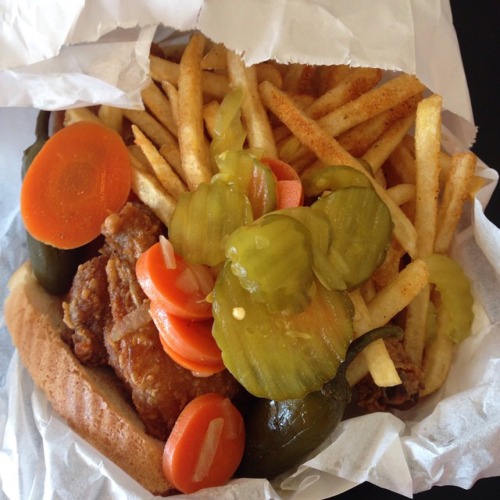 afro-arts:  Henderson Chicken  Dallas, TX  CLICK HERE for more black owned businesses! 