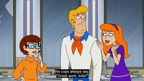 whyyoustabbedme:daphne said fuck blue lives