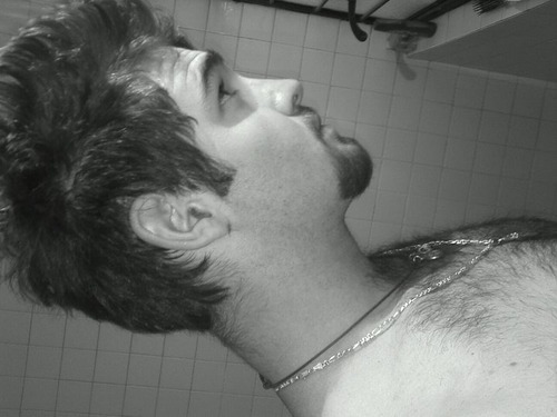 28 YO HOT GAY DUDE!