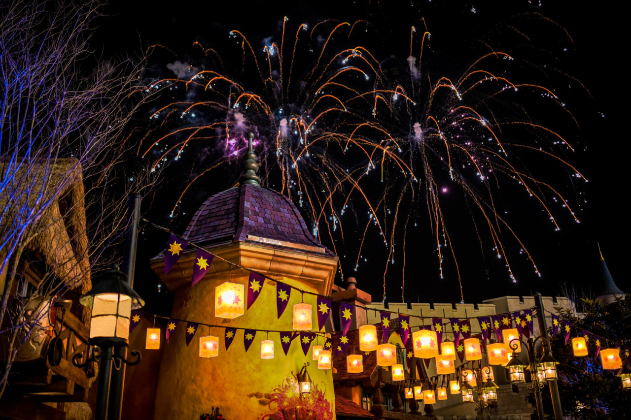 thank-your:  Wishes over the new Tangled area at Magic Kingdom (x) 