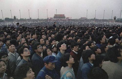 soldiers-of-war: CHINA. Beijing. April to June 1989. Tiananmen Square massacre. The Tiananmen Square