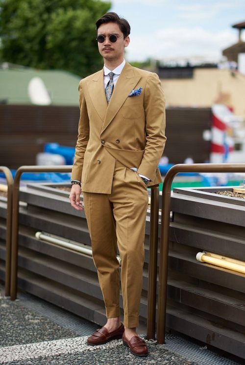 dresswellbro:  -Men’s Fashion Inspiration-Hugo Boss Scarf Giveaway Contest!