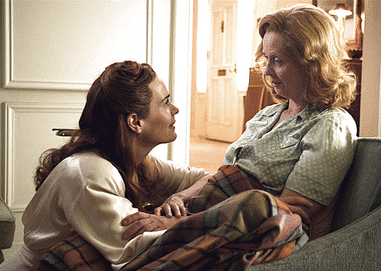 sarahspaulson:Sarah Paulson and Cynthia Nixon as Mildred Ratched and Gwendolyn BriggsRATCHED (2020) 
