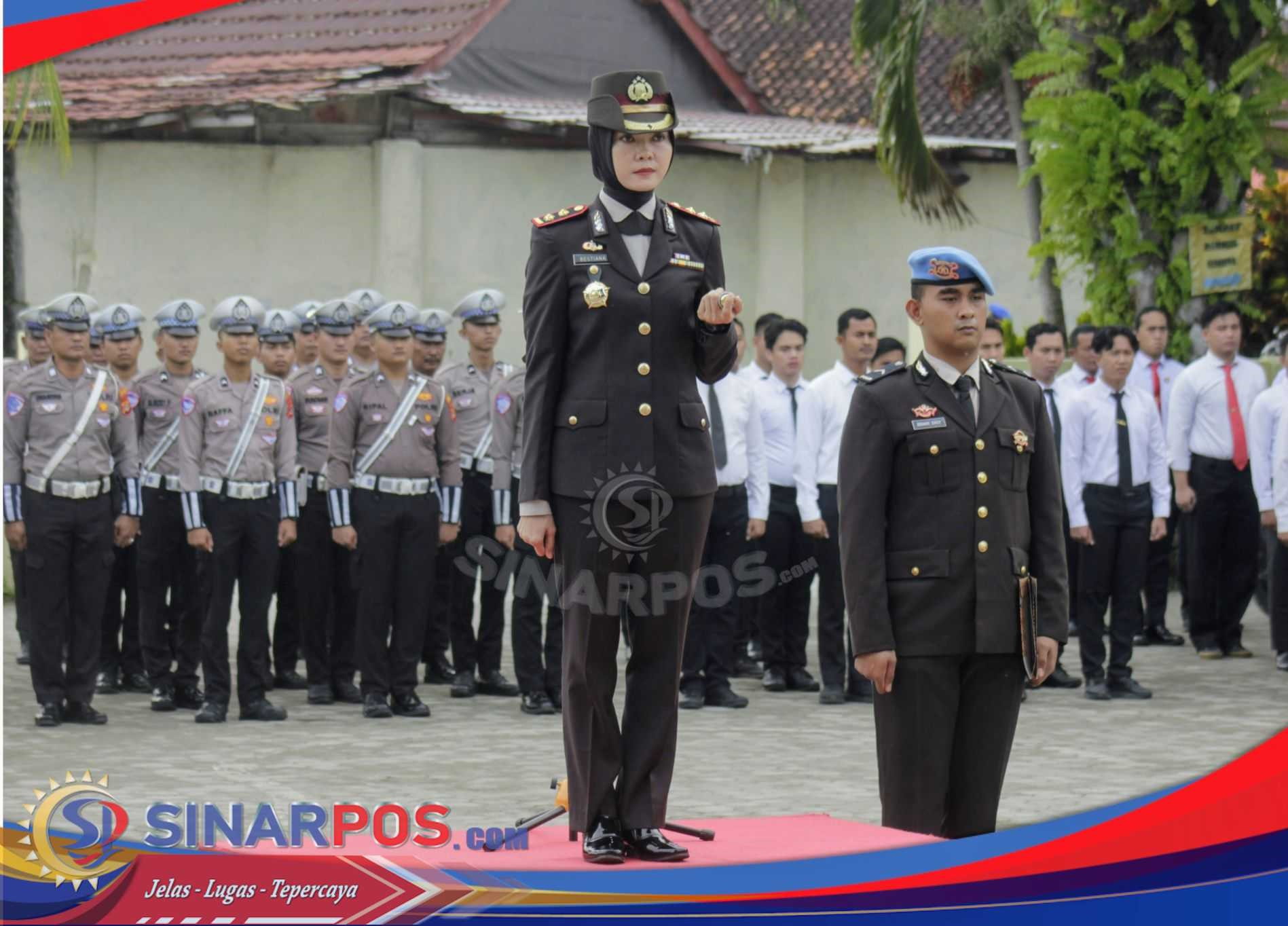 Kapolres Pesisir Barat Pimpin Upacara Hari Lahir Pancasila