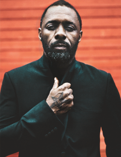  Idris Elba photographed by Anton Corbijn for Vogue       