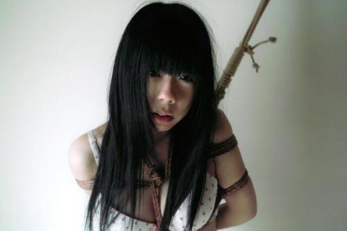 goodmorningm0therfucker:  © 朔
