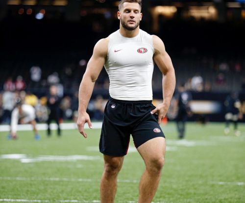 handsomesportsmen: hunkdomination: https://hunkdomination.blogspot.com/ Nick Bosa