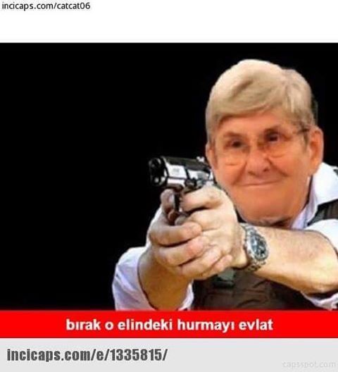 bırak o elindeki hurmayı evlat