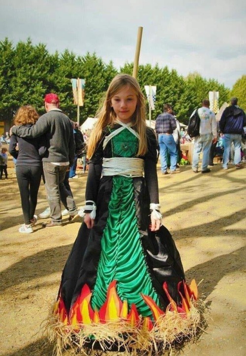 blondebrainpower:Witch burning at the stake costume
