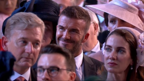 dayslostson:  David Beckham smiling during the pastor’s message while all of the white people around him looking uncomfortable af is a mood