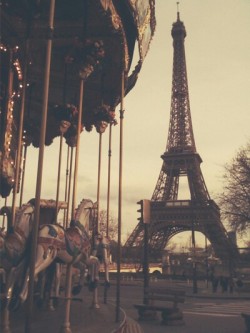 magics-secrets:  Paris