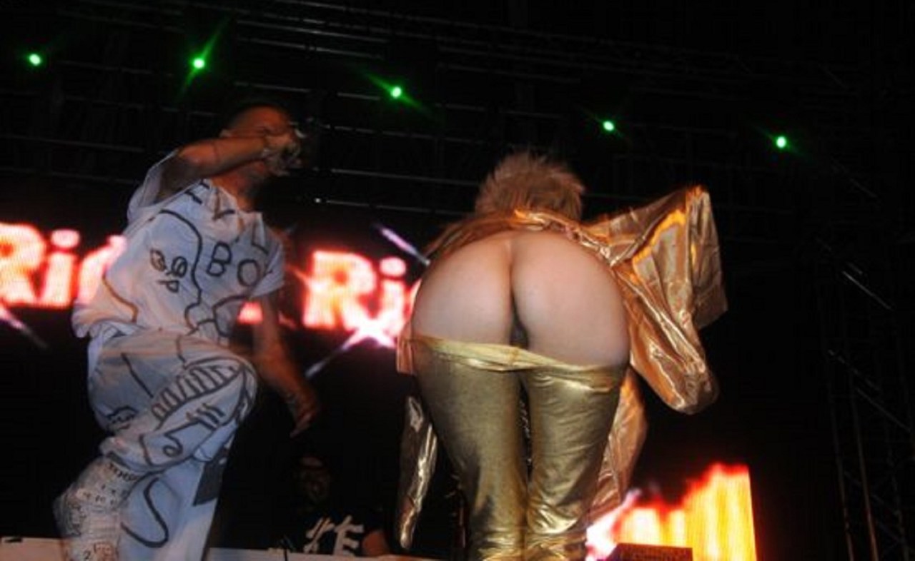 What celebrity is This?