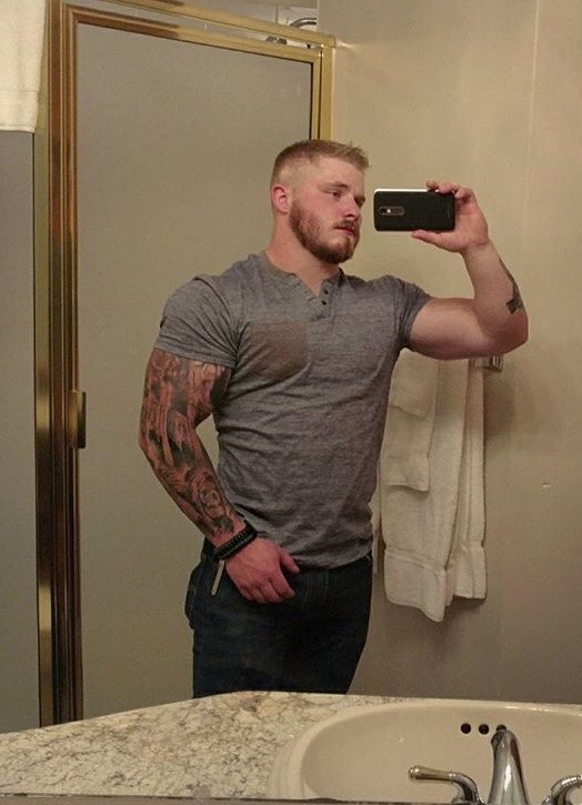 midwestgeekcock:Fuccckkk, dude, come hang on the ranch for a weekend….🔥🔥🔥🔥🔥