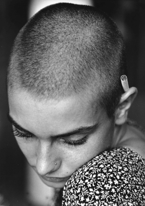 mazzystardust:Sinead O’Connor, 1992 adult photos