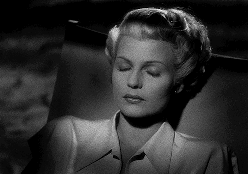myellenficent:Rita Hayworth as Elsa Bannister in The Lady from Shanghai (1947)
