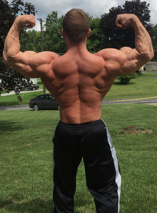 woulduplease - I like big bi's and I cannot lie!