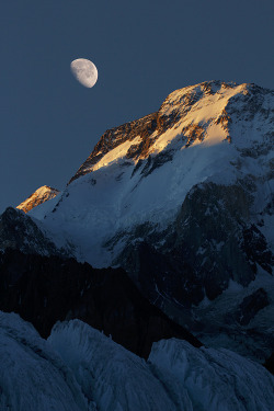 burning-soul:   Mountain Photographer 