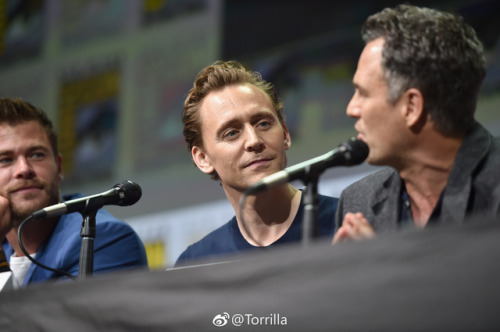 maryxglz:Chris Hemsworth, Tom Hiddleston and Mark Ruffalo attend the Marvel Studios Presentation dur