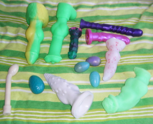 rhattus:  Dicks, glorious dicks!