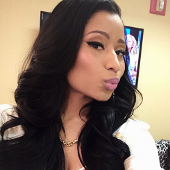 XXX all-nickiminaj:  Nicki Minaj - Selfie queen photo