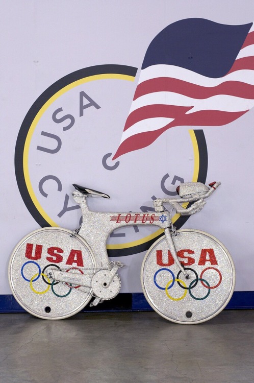 bikeplanet: The Lonewolf`s Team USA Track Bike by Trackosaurusrex