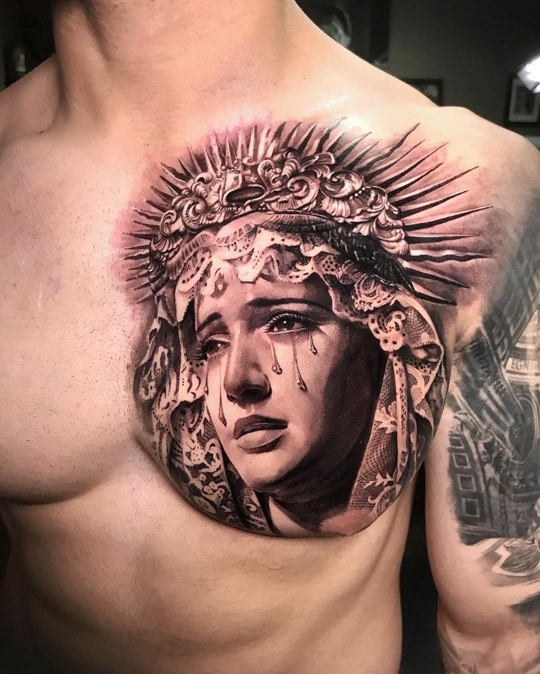 54 Adorable Virgin Mary Shoulder Tattoos To Feel Her Presence