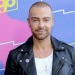 ticklishmalecelebrities:Joey Lawrence (actor)- Joey confirmed on Twitter that his feet are indeed ticklish. 