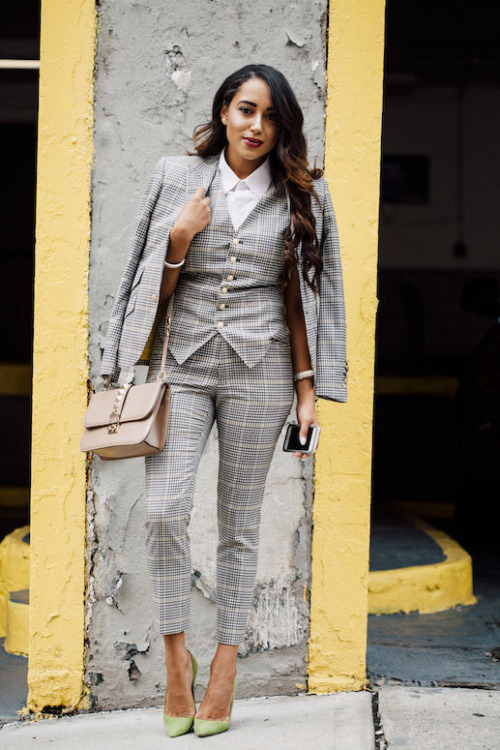 Women in suits. FOLLOW : Guidomaggi Shoes... - Men's LifeStyle Blog