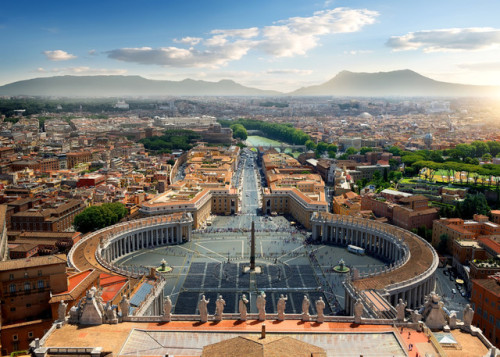 Aerial view on Vatican and piazza, Italy - Vatican Skip the Line Tours