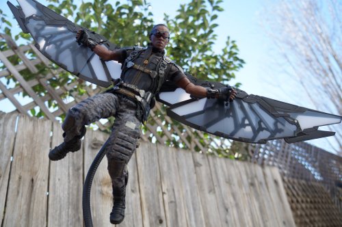 shadesandsupers:  Falcon Sixth Scale Figure
