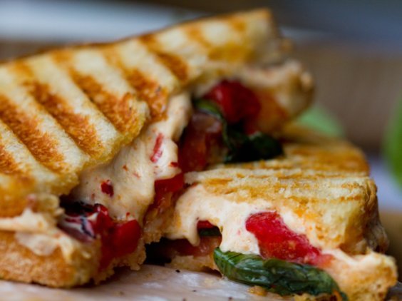 butterflygrace:  (via Tomato Basil Roasted Pepper Vegan Panini) 