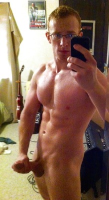 mykindofhotmen:  What a hot redheaded stud.  Please let me help you with that.