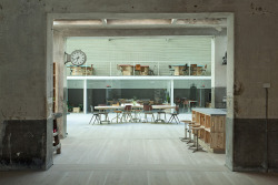 ombuarchitecture:  HUB office  Madrid • Spain By CH QS arquitectos via plataforma arquitectura 