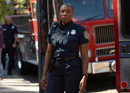 9-1-1: “Pilot” episodic photos