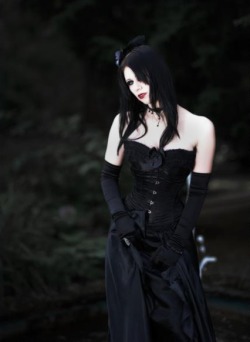 victorian-goth:Victorian Goth