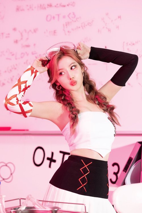 TWICE Sana in Naver Update: ‘Formula of Love: O+T=＜3’ Jacket Shooting Behind (x) 